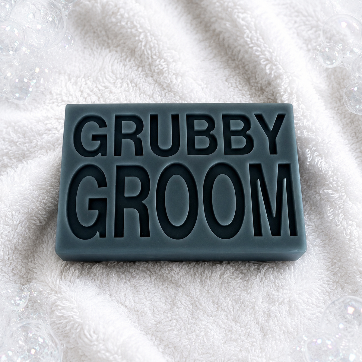 GRUBBY GROOM